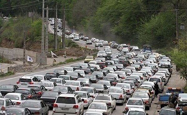 ترافیک سنگین در محورهای چالوس و آزادراه تهران شمال