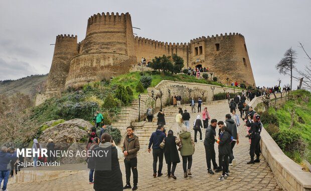 تحول گردشگری لرستان تا افق ۱۴۰۷