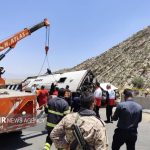 واژگونی اتوبوس در محور سمنان سرخه؛ ۴ تیم امدادی اعزام شد