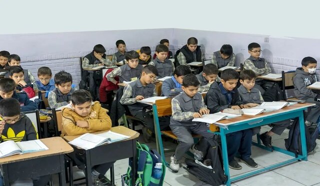 آیا عصر دیجیتال تهدیدی برای دانش‌آموزان است؟